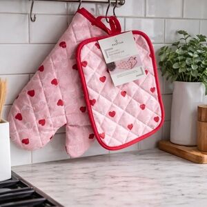 Pink Oven Mitt & Pot Holder 2pc Set with Red Hearts & Bows